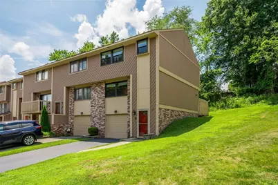 3125 Laurel Ridge Cir, South Fayette, PA 15017 - Photo 2