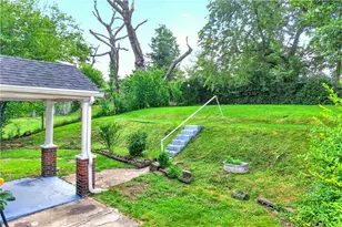 1508 Pleasantview Dr, Monroeville, PA 15146 - Photo 4