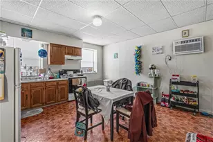 437 S Aiken Ave, Friendship Park, PA 15232 - Photo 14