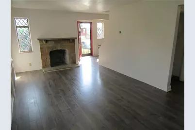 4814 Roberta Drive, Pittsburgh, PA 15236 - Photo 6