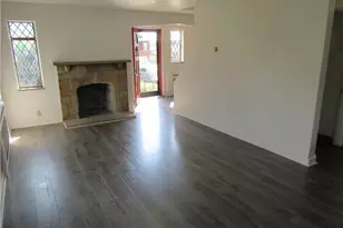 4814 Roberta Dr, Pittsburgh, PA 15236 - Photo 6