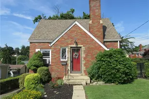4814 Roberta Dr, Pittsburgh, PA 15236 - Photo 4