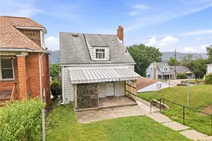 612 Wilson Ave, Ambridge, PA 15003 - Photo 1