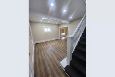 517 Hamilton Ave, Farrell, PA 16121 - Photo 4