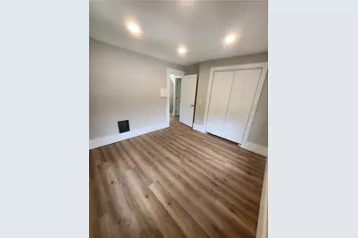 517 Hamilton Ave, Farrell, PA 16121 - Photo 20