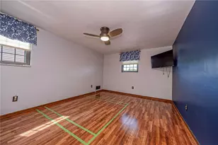 308 E Elmhurst, Banksville/Westwood, PA 15220 - Photo 16
