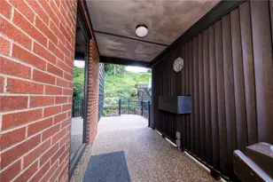 308 E Elmhurst, Banksville/Westwood, PA 15220 - Photo 28