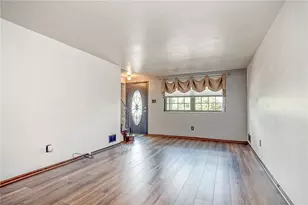 308 E Elmhurst, Banksville/Westwood, PA 15220 - Photo 4