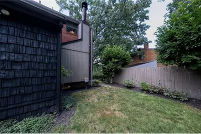 308 E Elmhurst, Banksville/Westwood, PA 15220 - Photo 32