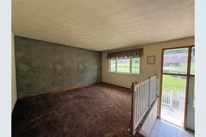 215 Furnace Lane, Saint Clair Township, PA 15944 - Photo 6