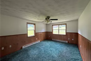 215 Furnace Ln, Saint Clair Township, PA 15944 - Photo 14
