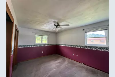 215 Furnace Lane, Saint Clair Township, PA 15944 - Photo 18