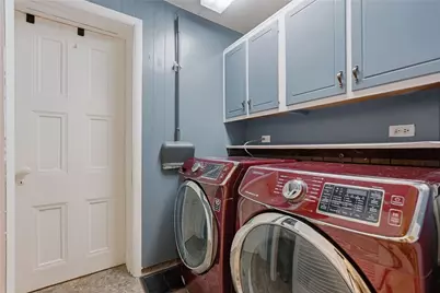1121 Penn Ave, New Brighton, PA 15066 - Photo 24