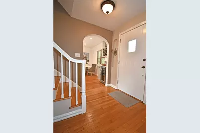 75 Iroquois Dr, Pittsburgh, PA 15228 - Photo 4