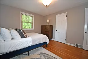 75 Iroquois Dr, Pittsburgh, PA 15228 - Photo 14