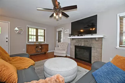 75 Iroquois Dr, Pittsburgh, PA 15228 - Photo 12