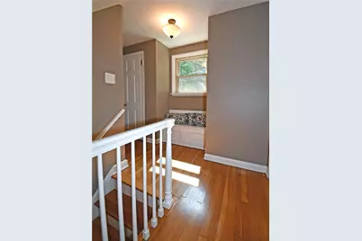 75 Iroquois Dr, Pittsburgh, PA 15228 - Photo 2
