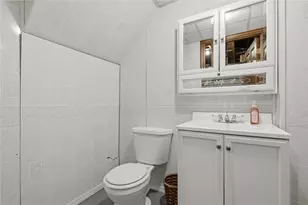 216 Mccartney Dr, Moon/Crescent Twp, PA 15108 - Photo 38