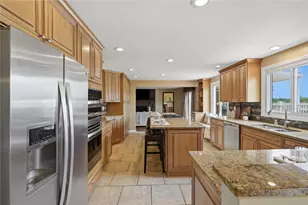216 Mccartney Dr, Moon/Crescent Twp, PA 15108 - Photo 10