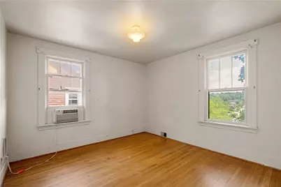 239 Barth Ave, Pittsburgh, PA 15228 - Photo 16
