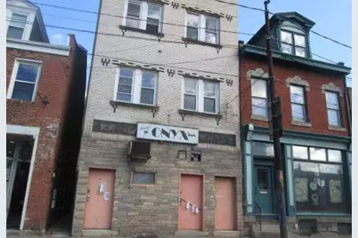 1011 E Carson St, Pittsburgh, PA 15203 - Photo 1