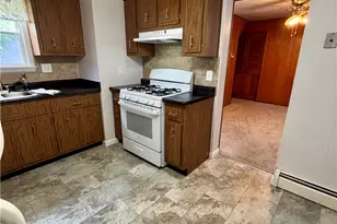209 Crest Ave, Charleroi Boro, PA 15022 - Photo 2