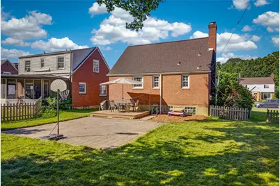 348 Vanadium Rd, Scott Township, PA 15243 - Photo 32