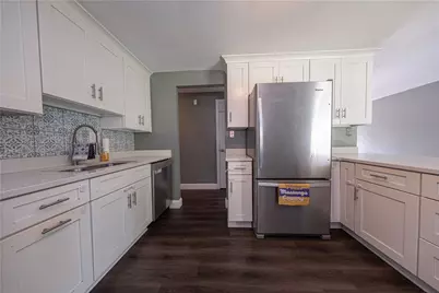 701 Millers Ln, Pittsburgh, PA 15239 - Photo 6