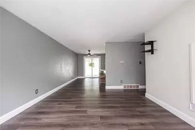 701 Millers Ln, Pittsburgh, PA 15239 - Photo 2