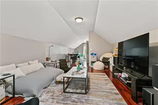 131 Helena St, West Mifflin, PA 15122 - Photo 14