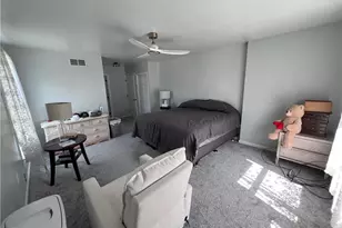 148 S Duane Dr, Pittsburgh, PA 15239 - Photo 20