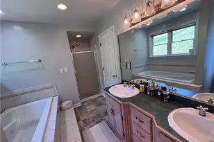 148 S Duane Dr, Pittsburgh, PA 15239 - Photo 22