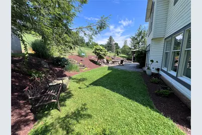 148 S Duane Dr, Pittsburgh, PA 15239 - Photo 40