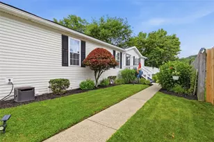 30 Denny Est, Harmar, PA 15238 - Photo 2