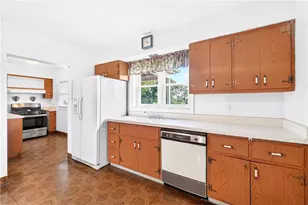 1407 Marion Ave, Monessen, PA 15062 - Photo 8