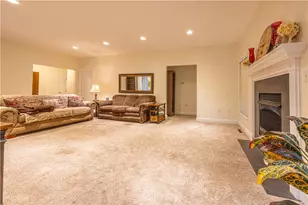 1102 Cross Creek Dr, South Union Township, PA 15401 - Photo 16