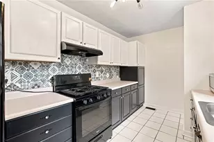420 Edgemont St, Pittsburgh, PA 15211 - Photo 10