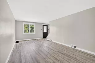 11400 Azalea Dr, Pittsburgh, PA 15235 - Photo 6