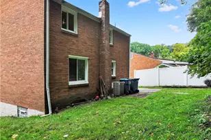 11400 Azalea Dr, Pittsburgh, PA 15235 - Photo 2