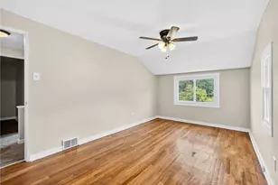 11400 Azalea Dr, Pittsburgh, PA 15235 - Photo 26