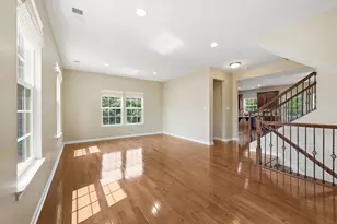 805 Pointe View Dr, Adams Township, PA 16046 - Photo 32