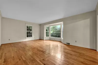 935 Field Club Rd, Pittsburgh, PA 15238 - Photo 10