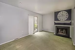 454 Willow Ct, Ross Twp, PA 15237 - Photo 6