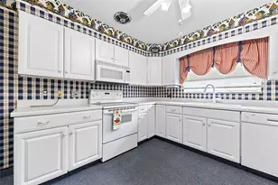 1317 Clifton Rd, North Franklin Township, PA 15301 - Photo 10