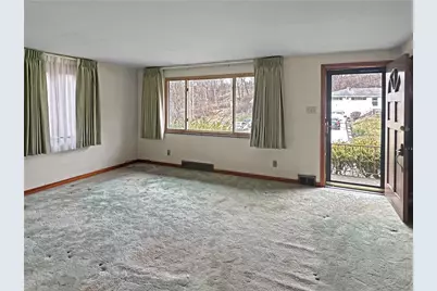 169 Cherrydell Dr, Scott Township, PA 15220 - Photo 2