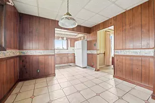 38 Franklin Ave, Ellwood City, PA 16117 - Photo 26