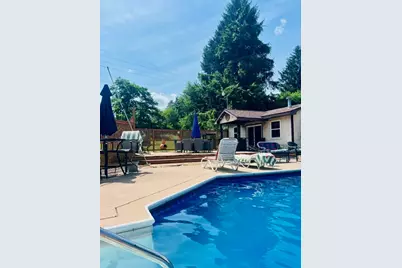 3458 Nearwood Dr, Shenango Township, PA 16101 - Photo 4
