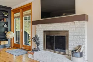 4 Allendale Pl, Pittsburgh, PA 15228 - Photo 12