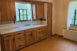 121 Woodhaven Ln, Ross Twp, PA 15237 - Photo 8