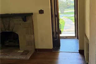 121 Woodhaven Ln, Ross Twp, PA 15237 - Photo 6